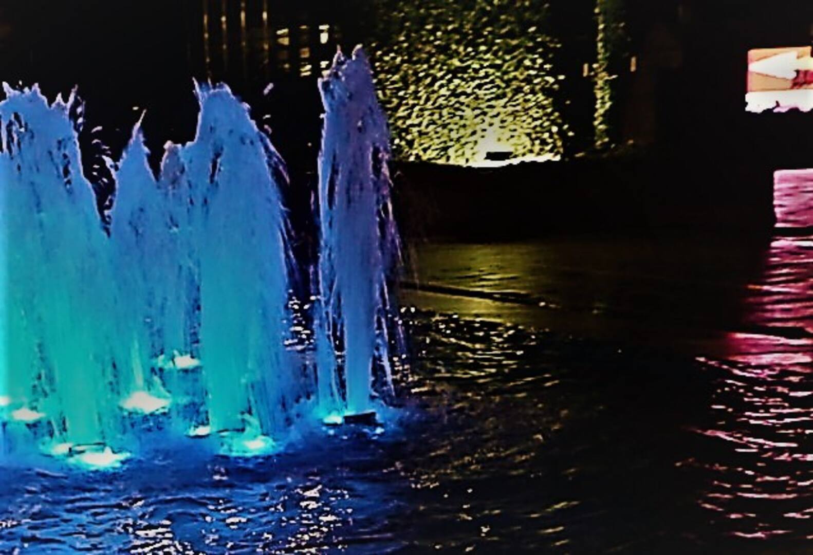 Color y agua.